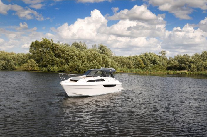 broom-30-coupe-ht-banner-1