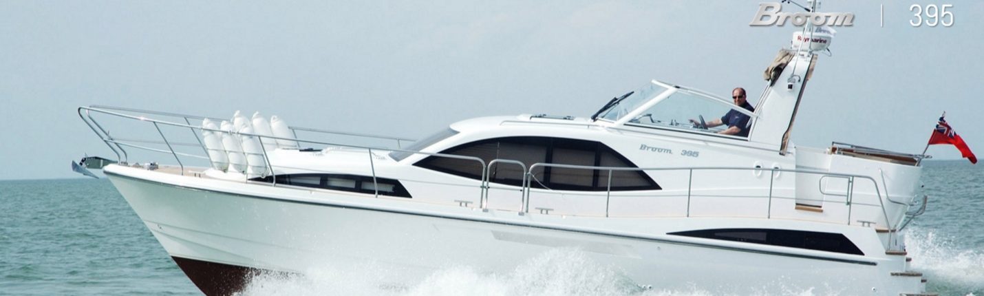 broom-395-boat
