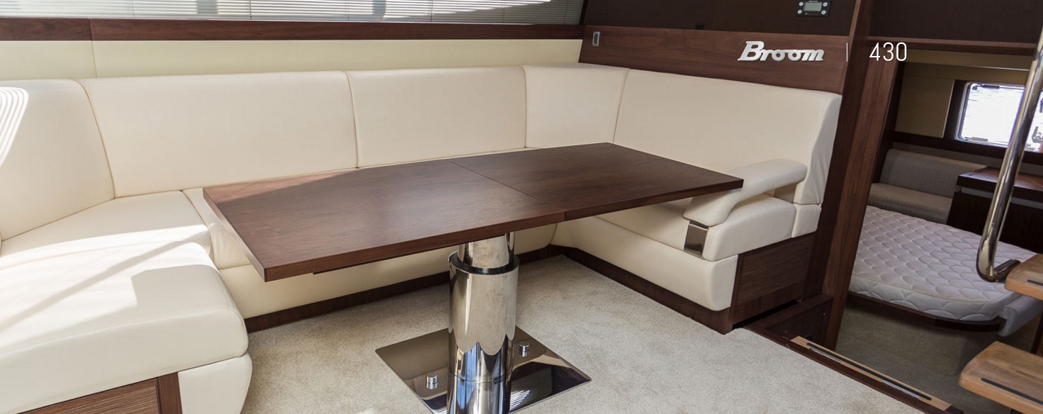 broom-430-dining-area